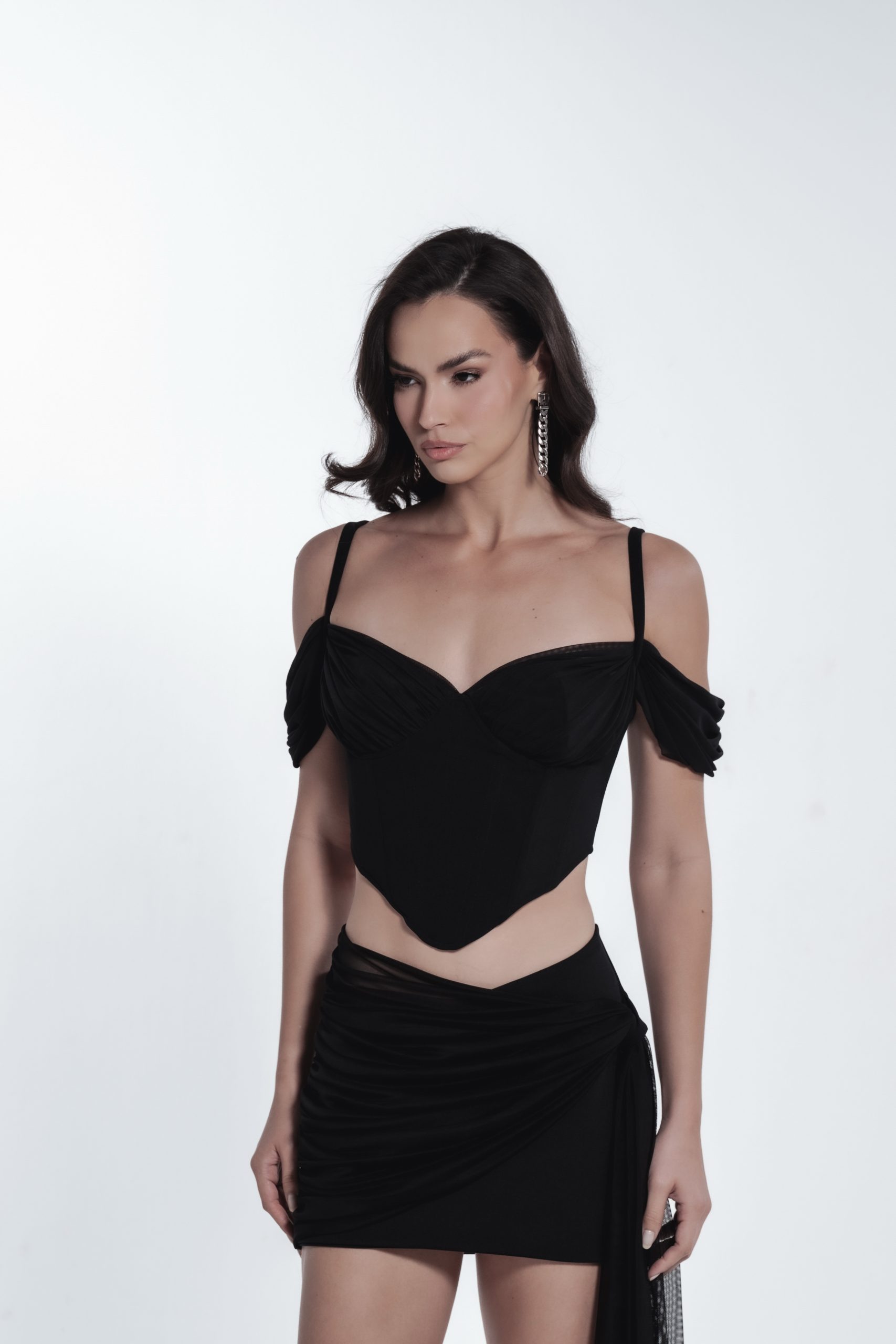 Facetune_16-10-2026-19-47-53